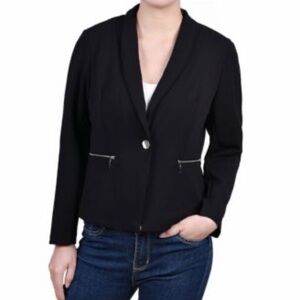 NY Collection Black Blazer with Tailored Fit and Structured Shoulders